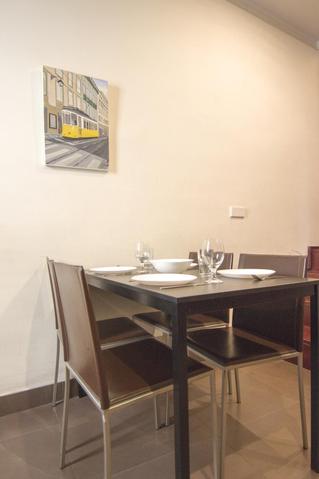 Rentalsevilla Alhondiga Luaran gambar